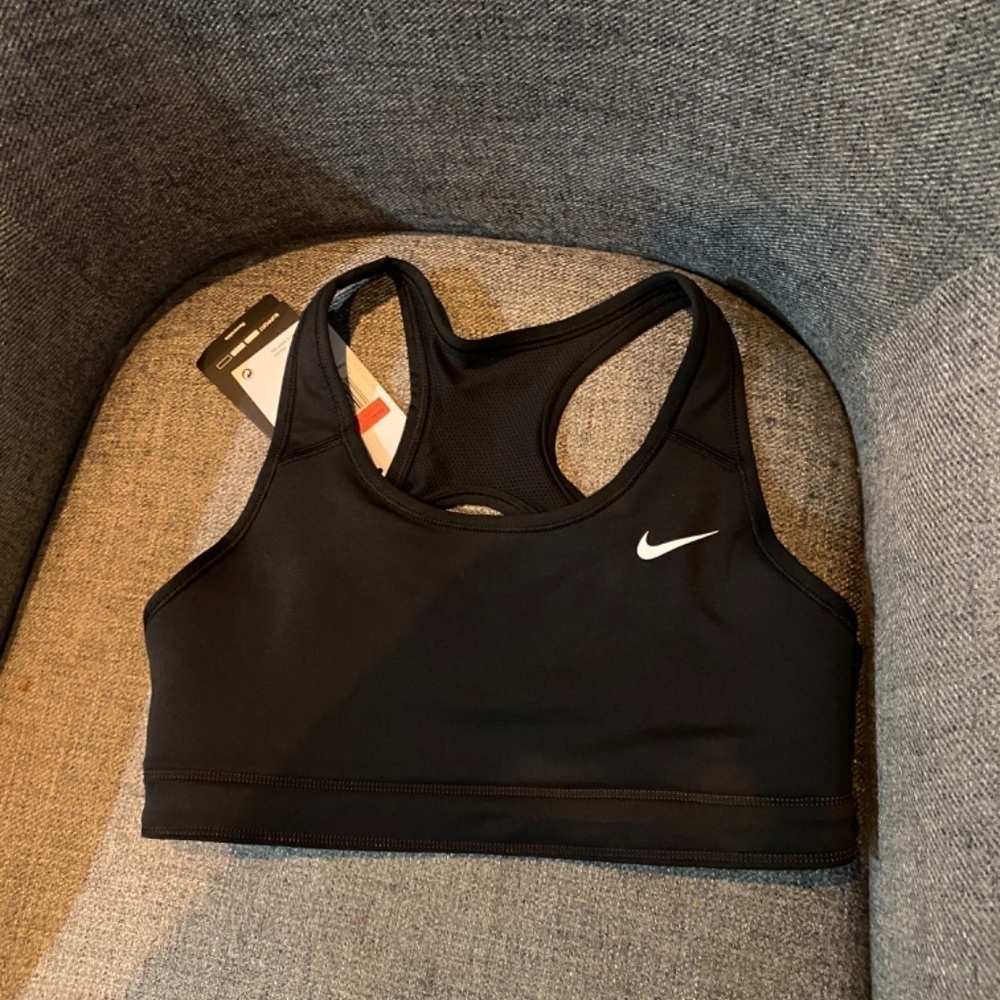 NWT Nike reversible sports bra - Picture 5 of 7